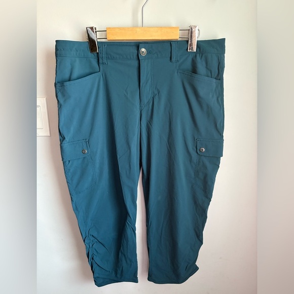 Eddie Bauer Women’s Travex Blue Cargo Pants - Picture 1 of 4